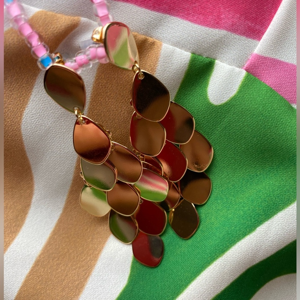 Elegant Golden colorTeardrop Earrings ✨. 📌Not gold - Picture 2 of 4